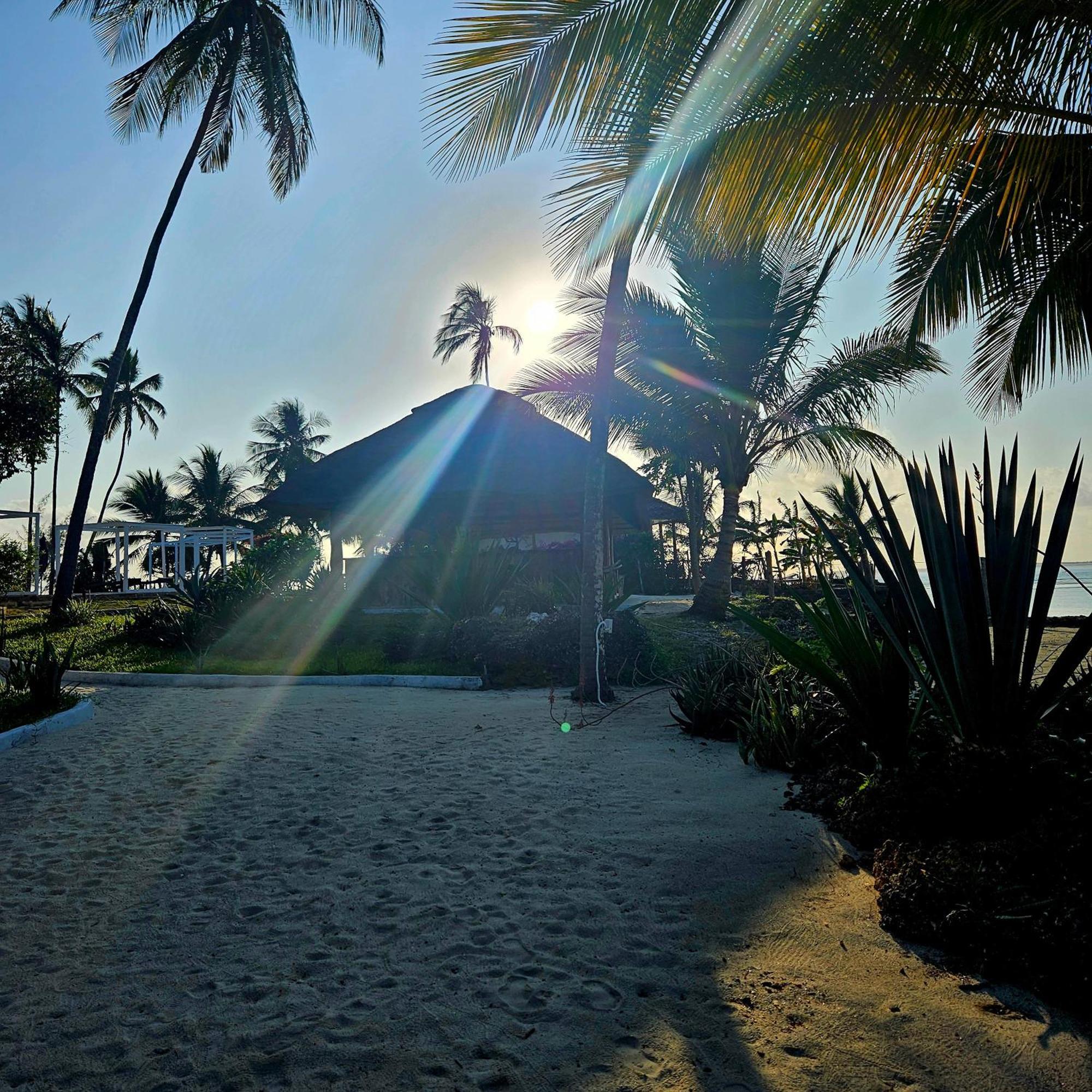 Maharaja Boutique Hotel Zanzibar Уроа Екстер'єр фото